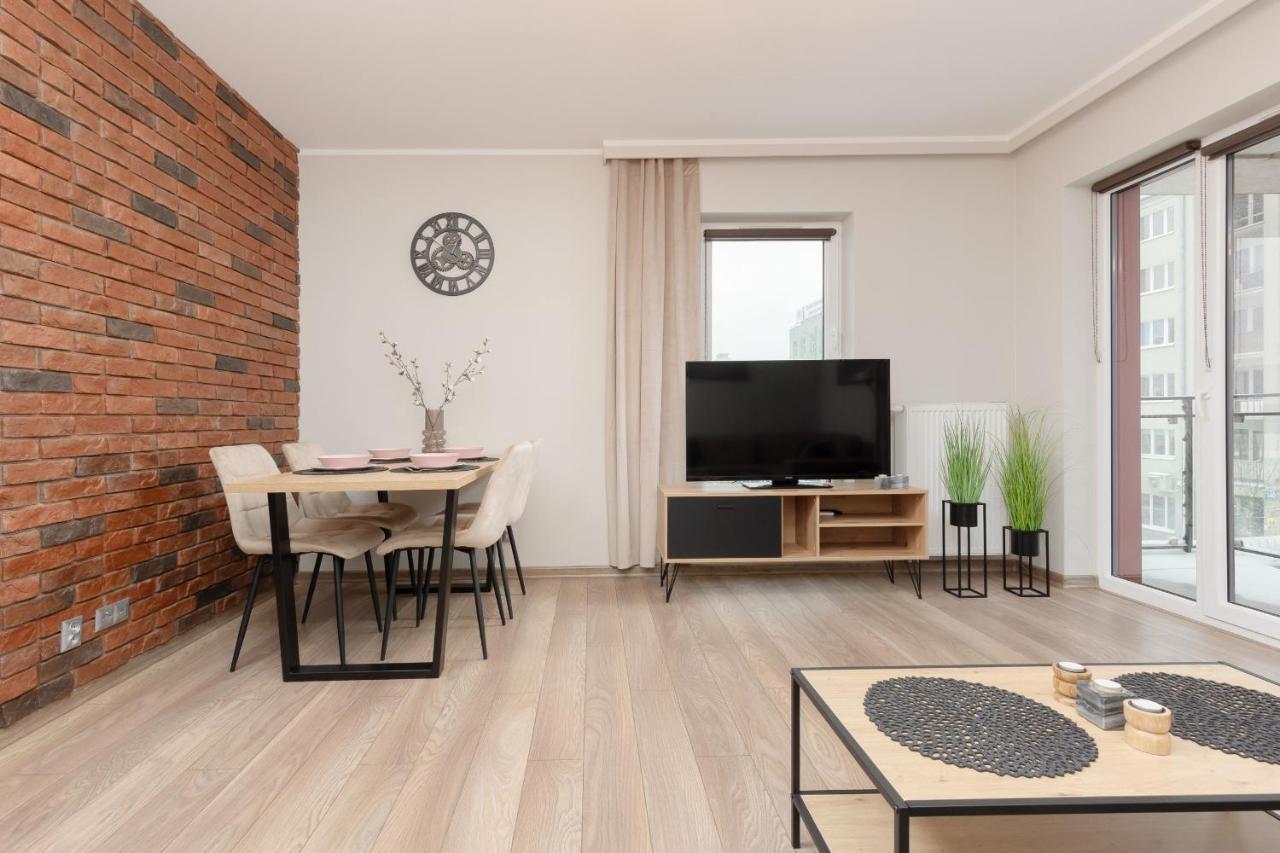 Modern One Bedroom Apartment With Parking In Lodz By Renters Prestige Eksteriør billede