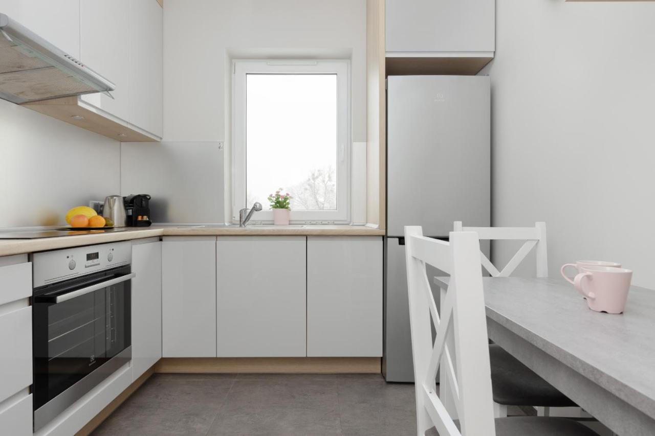 Modern One Bedroom Apartment With Parking In Lodz By Renters Prestige Eksteriør billede